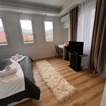 Orges Guest Pensjonat *